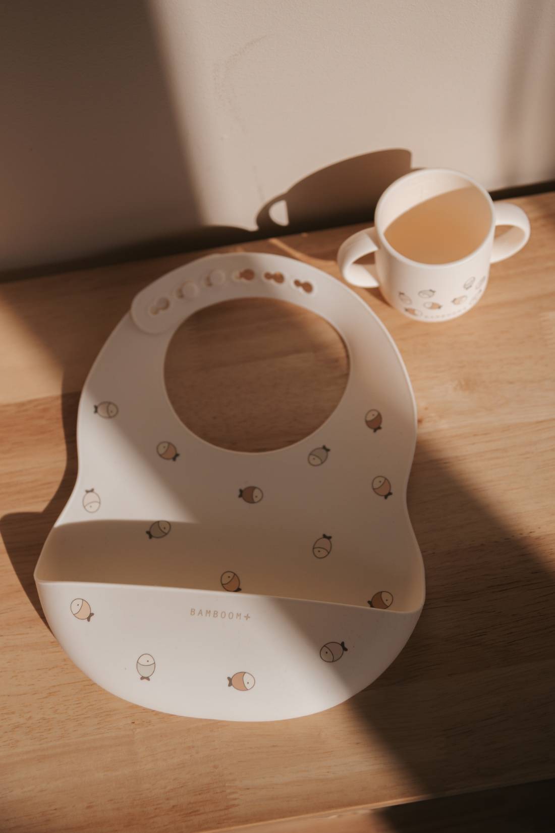 bamboom-set-pappa-bavaglino-silicone-tazza-fishes-242 image 4