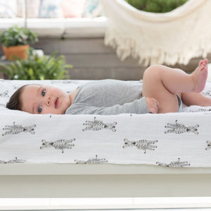 aden-anais-essentials-mussola-in-cotone-swaddle-4-pack-safari-babes image 4