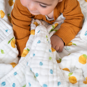aden-anais-bundle-organic-swaddle-muslin-bavaglini-e-coperta image 6
