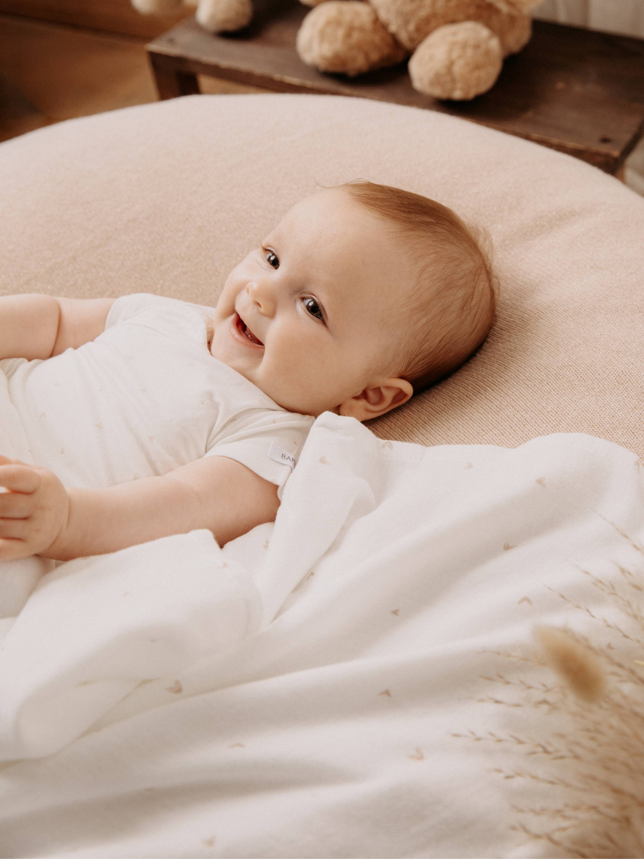 bamboom-swaddle-xl-singolo-120x120-cm-mini-hearts-412 image 3