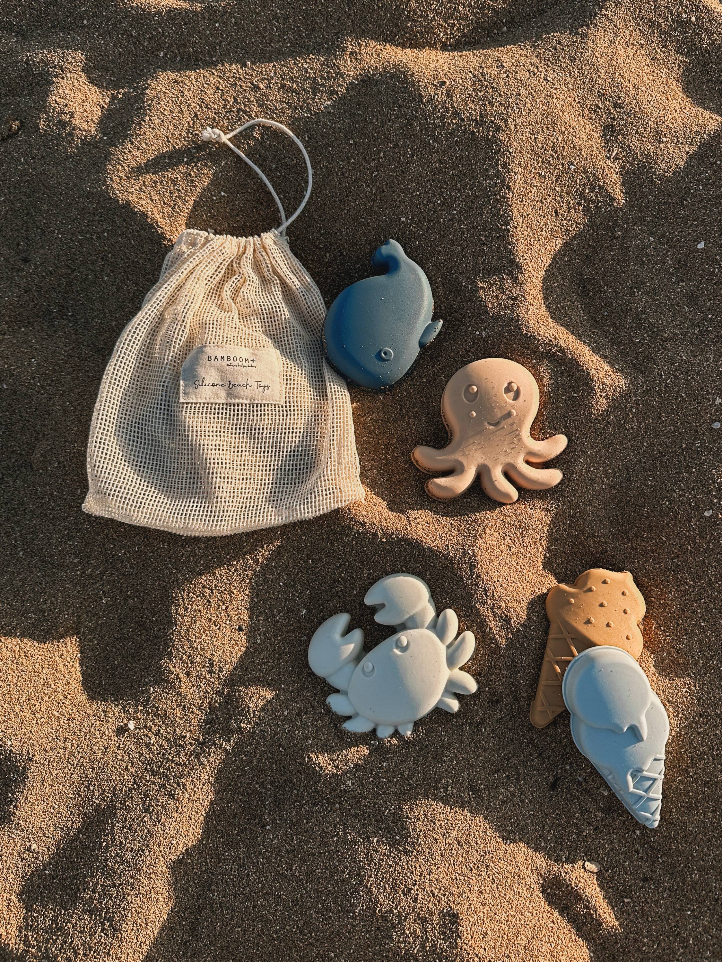 bamboom-set-formine-in-silicone-blu-07-beach-toys image 4