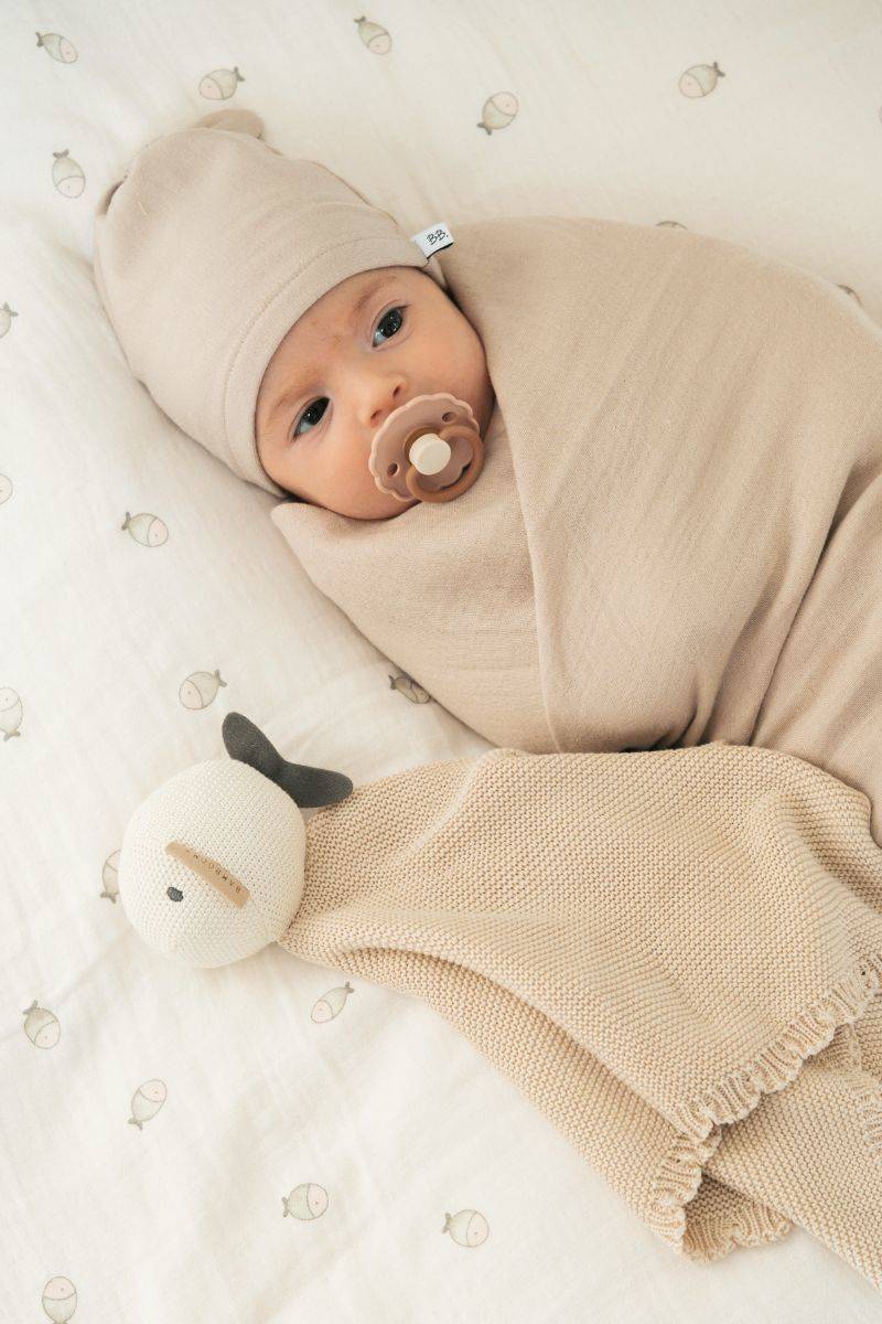 bamboom-doudou-in-maglia-fish-sabbia-09-peluche-nanna-neonato image 4