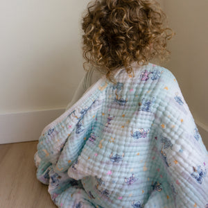 aden-anais-essentials-coperta-neonato-in-mussola-di-cotone-disney-lilo-and-stitc image 5