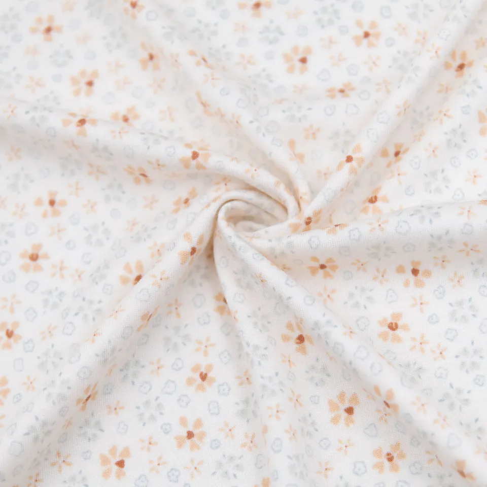 bamboom-swaddle-jersey-120x120-brasilian-flower-424 image 1