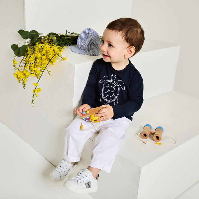 nanan-t-shirt-blu-manica-lunga-in-jersey-con-ricamo-tartaruga image 1