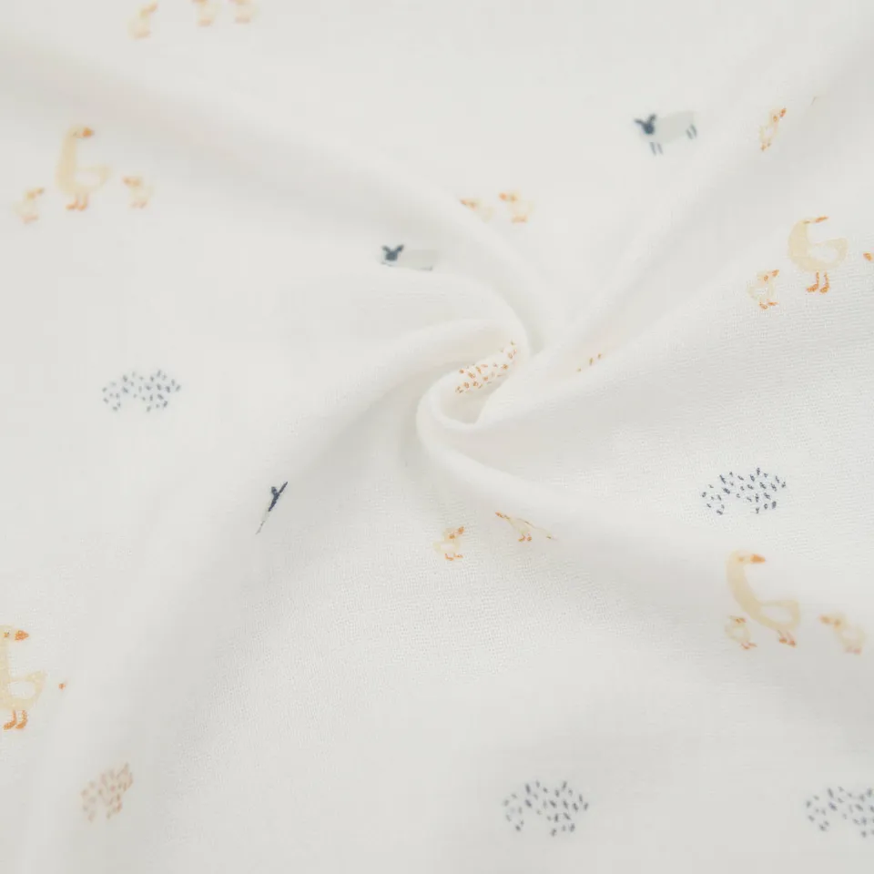 bamboom-swaddle-xl-singolo-120x120cm-farm-buddies-135-in-mussola-di-bamb image 1