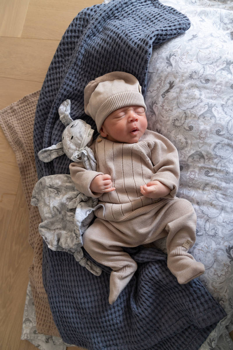 bamboom-cappellino-cammello-33-cappellino-neonato-bamb image 2