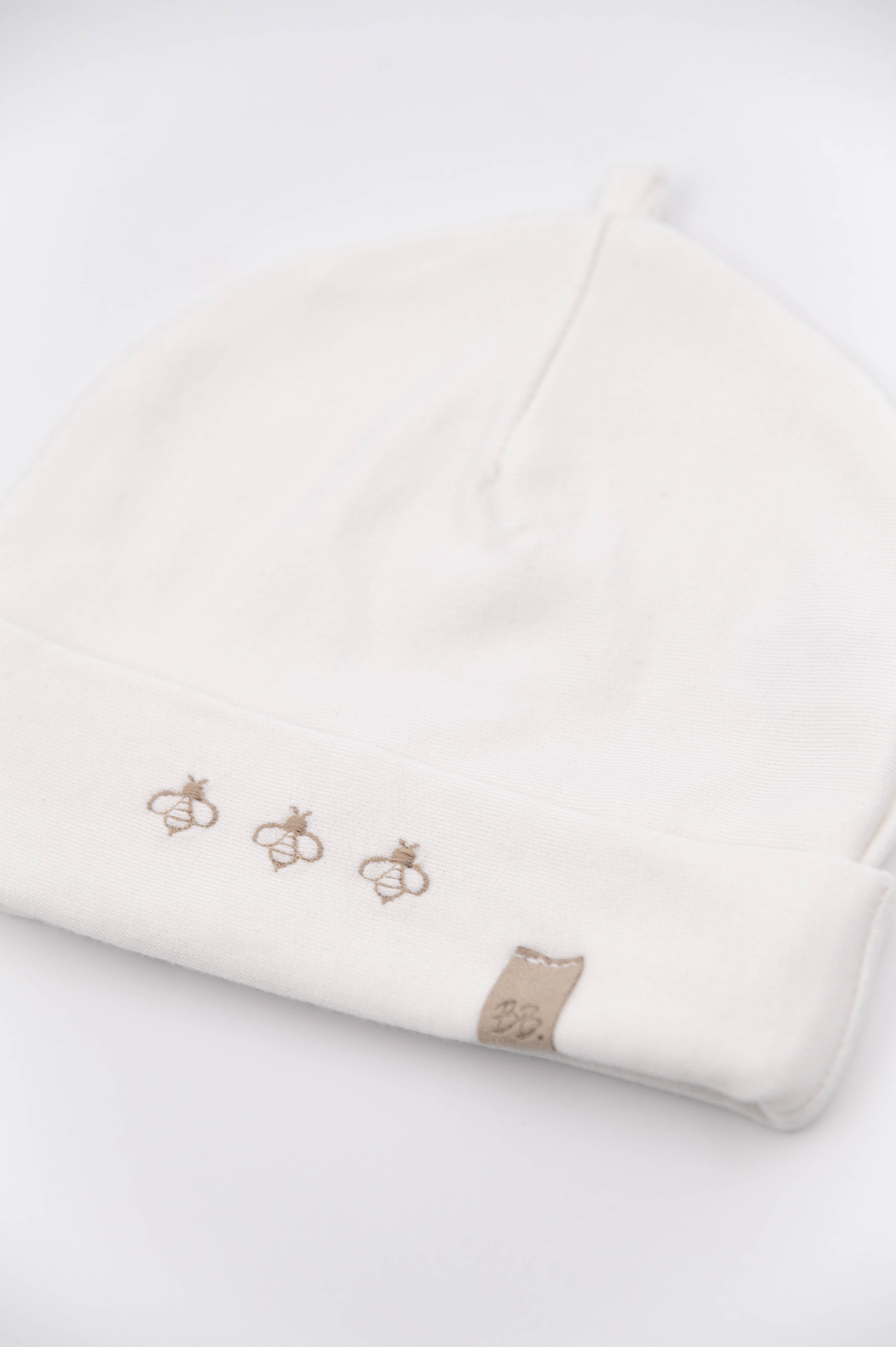 bamboom-bees-cappellino-neonato-ricamo-apine-panna-02 image 3