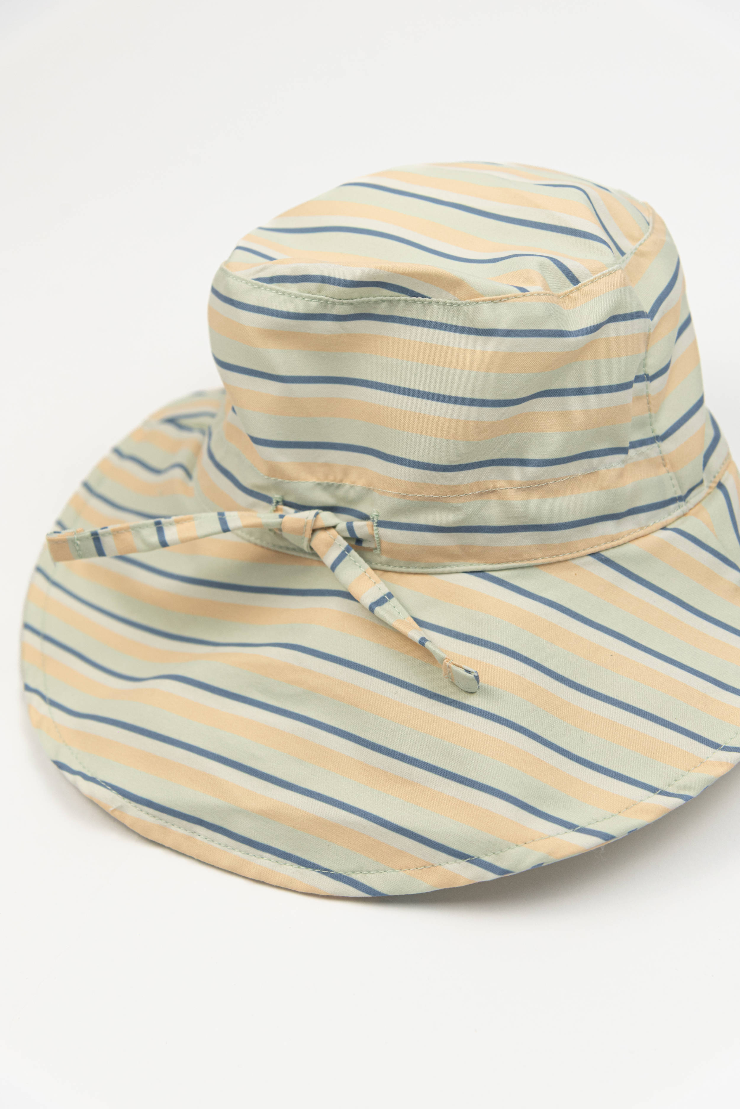 bamboom-cappellino-da-mare-uv50-pastel-parade-stripe-440 image 2